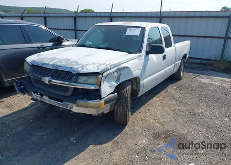 2003 Chevrolet Silverado 1500 Work Truck z USA, uszkodzony, nr VIN 2GCEC19XX31389581